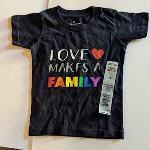 NWT 'Love Makes a Family' 2T Rainbow Toddler Black T-Shirt LGBT Pride Parade